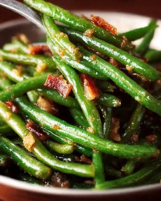 Cracked green beans in a bowl ready to be cooked