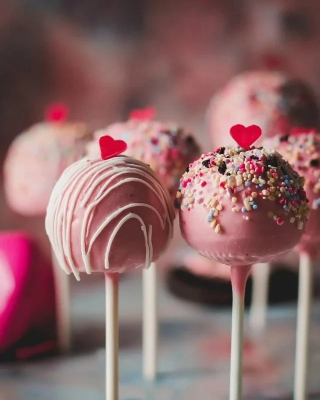 Valentine's Day Oreo Pops Recipe